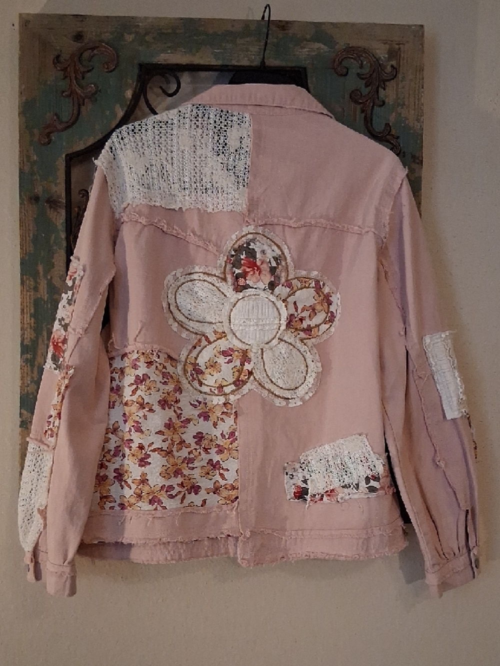 POL Pink Floral Patchwork Jacket with Appliqué Flower. Size Large - Picture 7 of 11